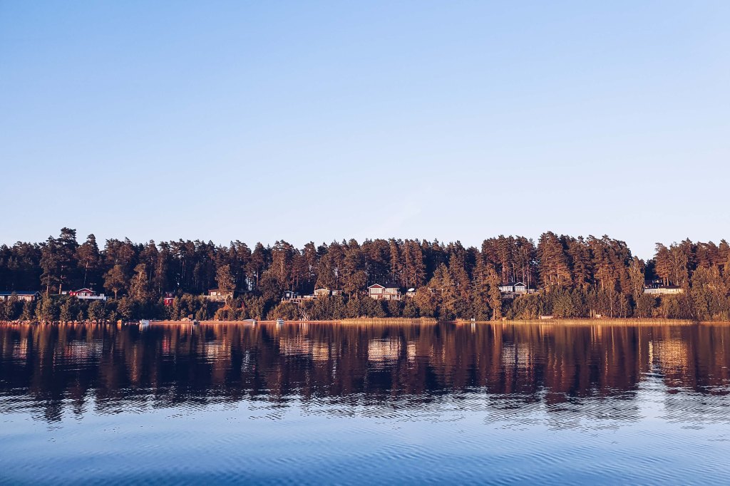 Postcards from the Lakeside&nbsp;Cabin
