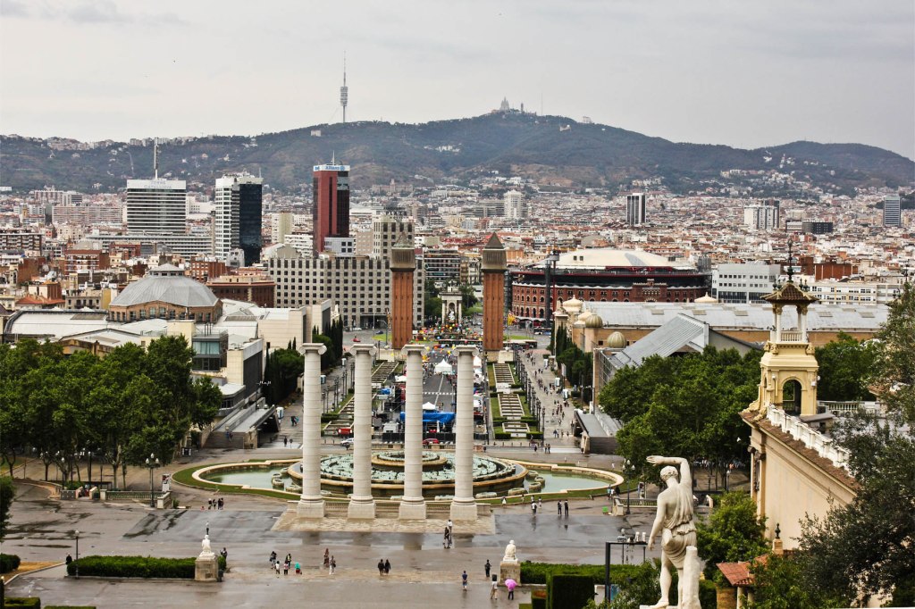 Barcelona: Wandering, Lost, and Falling in&nbsp;Love